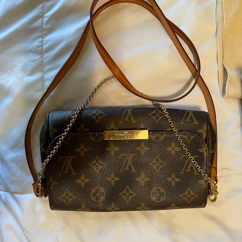 Louis Vuitton favorite PM - Picture 3 of 9